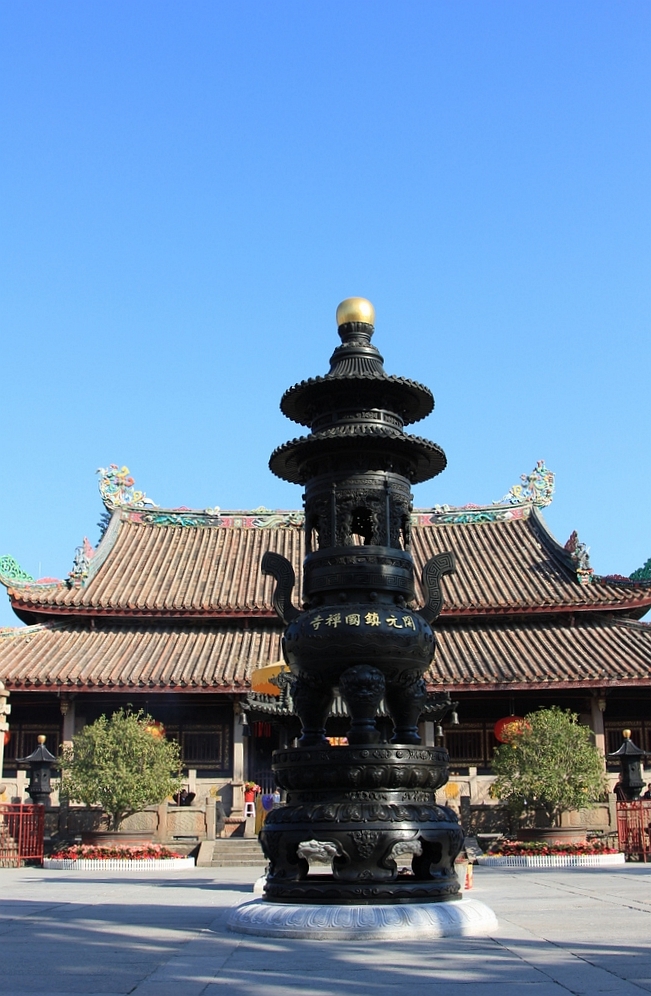 开元寺大雄宝殿
